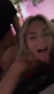 Pompino e pecorina fidanzata bionda fica