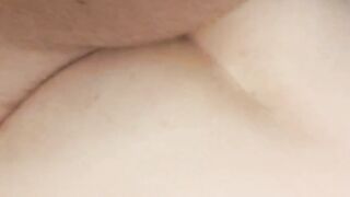 Scopata a pecorina e sborrata