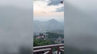 Fidanzata troia me lo spompina sul balcone