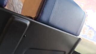 Non ha le mutandine - Ditalino a mia moglie in treno