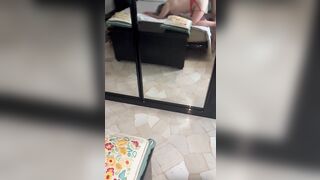 Moglie troia chiavata a pecorina