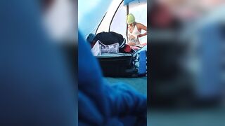 Ragazza italiana spy in campeggio