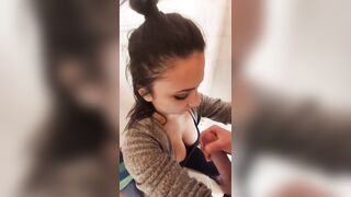 Vengo sulle tette della mia troietta