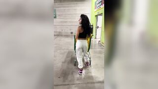 Andiamo a fare la troia al supermercato