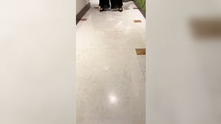 Influencer italiana spogliarello OF