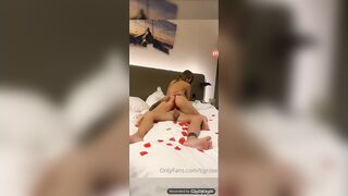 Scopata casalinga coppia di fidanzati per festeggiare San Valentino