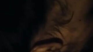 Pompino sotto casa in macchina fidanzata