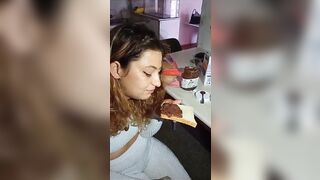 Meglio la nutella o il cazzo amore?