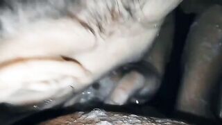 Pompino cazzo insaponato moglie in doccia