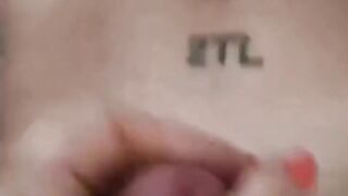 Piedi e mano per farmi schizzare