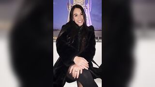 Pompino con ingoio sulla ruota panoramica a Parigi fidanzata siciliana