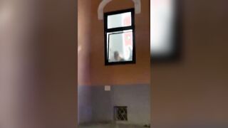 Beccati a scopare che fgura di merda