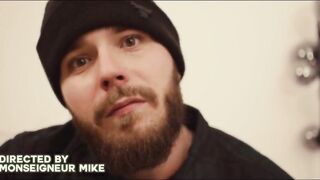 Video musicale porno con Clea Gaultier e Martina Smeraldi Moments Présents Ra2z