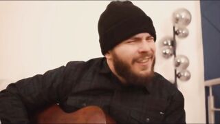 Video musicale porno con Clea Gaultier e Martina Smeraldi Moments Présents Ra2z