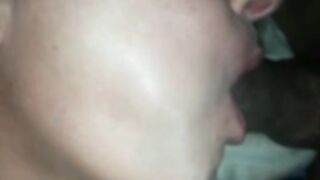 Africano scopa la bocca di mia moglie