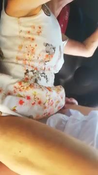 Sbatto in auto amica matura di mia mamma molto troia