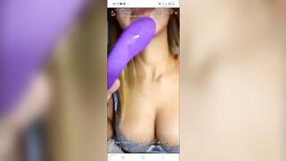 Che bello questo dildo - Onlyfanser italiana in live