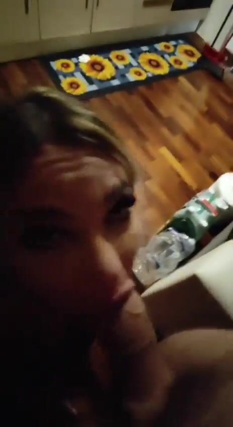 Il mio amico cazzuto viene a trovarmi