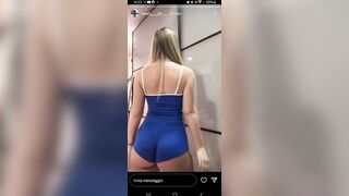 Mari biondina italiana con bel culetto