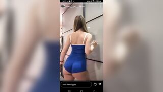 Mari biondina italiana con bel culetto