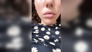 Troia pugliese tettona si masturba