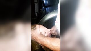 Pompino moglie italiana in auto a guardone