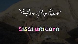 Gently scopa Sissi Unicorn all'aperto