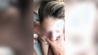 Pompino fidanzata italiana bionda sborrata sulla faccia