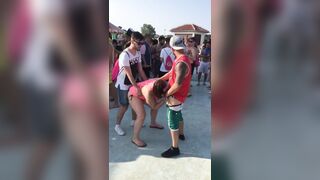 Festa in Calabria pompino in piazza