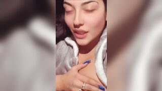 Elisa un bel paio di tettone