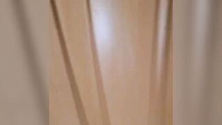 Mamma italiana vera filmata dal figlio sotto la doccia