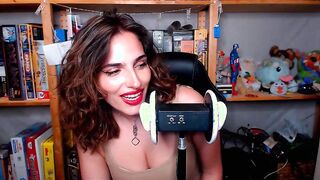 Come far tirare il cazzo solo con la voce ASMR