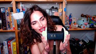 Come far tirare il cazzo solo con la voce ASMR