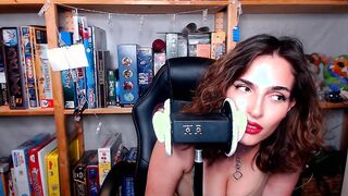 Come far tirare il cazzo solo con la voce ASMR