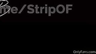 Scopa col suo ragazzo in salotto - Preferisci il gioco o la fica?