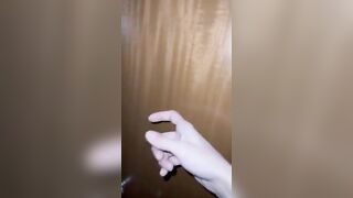 Giovanissima 18 enne italiana fa la escort per pagarsi la università