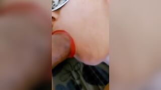 Bocchino moglie italiana con mascherina