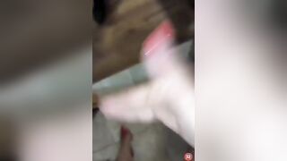 In faccia vuoi darmela? Sei un porco