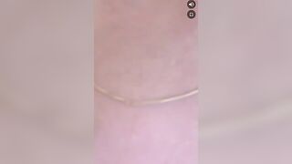 In faccia vuoi darmela? Sei un porco