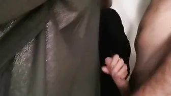 Commessa in camerino video porno su ItPornIt