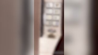 Luiza schiaffeggiata sulle tettone se lo fa sbattere in bocca