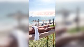 J4smine Salv4t1 ex on the beach Italia massaggio con olio in spiaggia