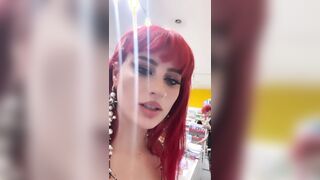 Ogni volta che facciamo una story insieme limoniamo