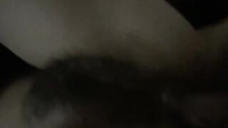 Moglie con fica pelosa lo prende nel culo POV