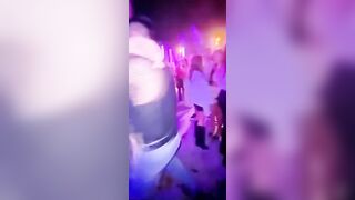 Lidia tettona napoletana esce le mozzarellone in discoteca