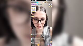 M4rtina V1smara sexy live Bigo