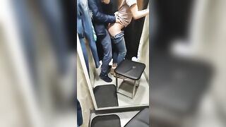 Commessa troia scopata nel camerino