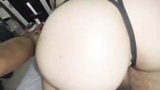 La mia ragazza mi scopa col perizoma Amatoriale italiano pov