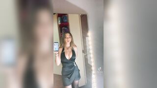 Le mie tette sono semplicemente perfette stanno su da Dio raga io le amo