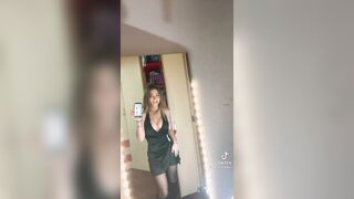 Le mie tette sono semplicemente perfette stanno su da Dio raga io le amo